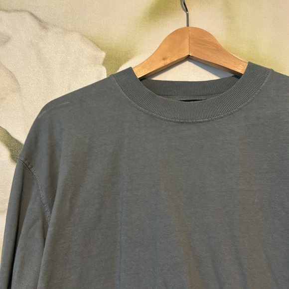 ZARA OVERSIZED GREY LONGSLEEVE - Picture 2 of 3